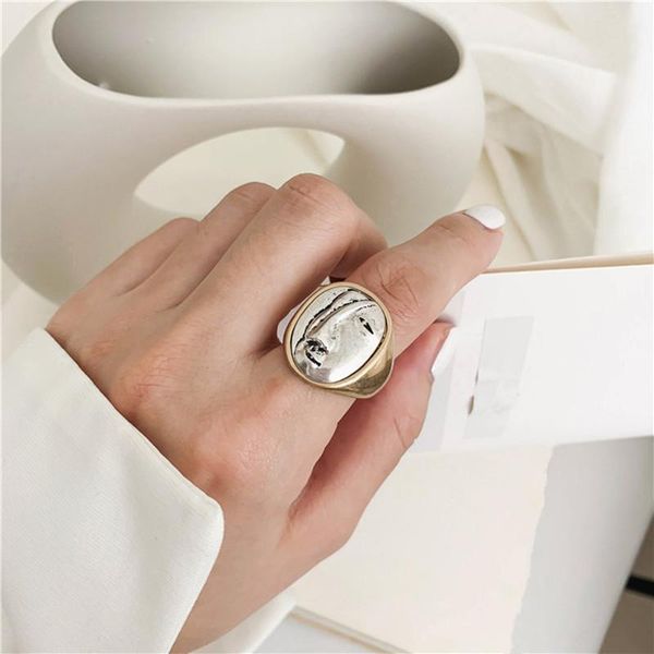cluster rings 2021 retro large round portrait ring, geometric ring for both men and women, party accessories, gift, Golden;silver
cluster rings 2021 retro large round portrait ring, geometric ring for both men and women, party accessories, gift, Golden;silver