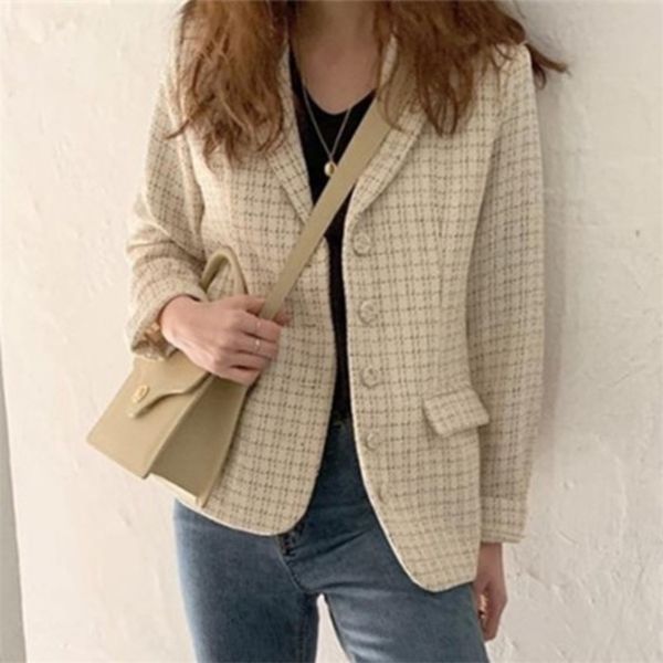 autumn winter casual double breasted tweed blazer coats oversize korean ol office wear suits coat chic female woolen outwear 210514, White;black
autumn winter casual double breasted tweed blazer coats oversize korean ol office wear suits coat chic female woolen outwear 210514, White;black