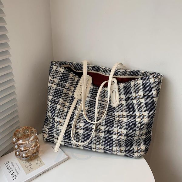 evening bags ladies trendy plaid shoulder bag large capacity handbag simple tote fashion shopping
evening bags ladies trendy plaid shoulder bag large capacity handbag simple tote fashion shopping