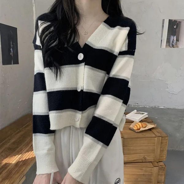 women's knits & tees autumn women v neck long sleeve striped knitted cropped cardigan fashion casual knitwear coat female loose button, White
women's knits & tees autumn women v neck long sleeve striped knitted cropped cardigan fashion casual knitwear coat female loose button, White