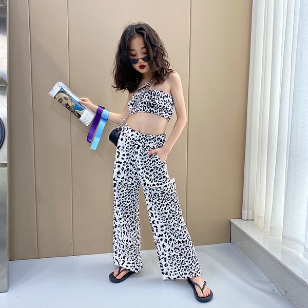 girls leopard print suit summer new european and american big boy western-style tube ripped wide leg pants two-piece set, Blue
girls leopard print suit summer new european and american big boy western-style tube ripped wide leg pants two-piece set, Blue