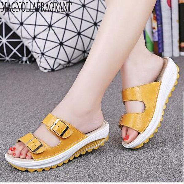 mmer sandals slippers soft bottom non-slip casual crystal female with flat beach flip-flops shoes woman dd008, Black
mmer sandals slippers soft bottom non-slip casual crystal female with flat beach flip-flops shoes woman dd008, Black