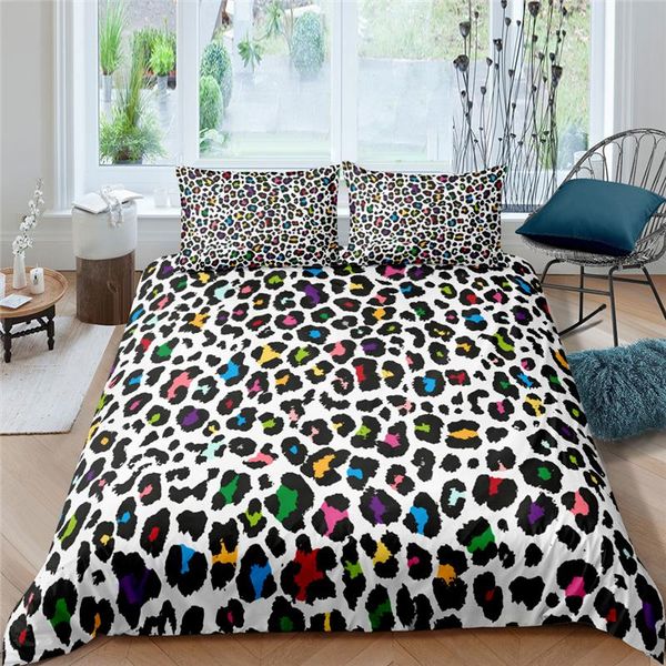 bedding sets luxury 3d color leopard printed 2/3pcs set animal pattern duvet cover pillowcase home textile single and king size
bedding sets luxury 3d color leopard printed 2/3pcs set animal pattern duvet cover pillowcase home textile single and king size