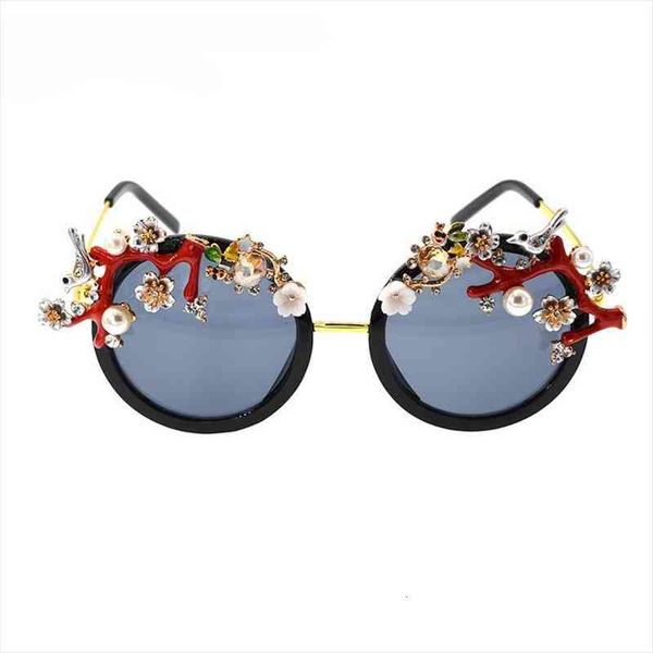 design baroque women girls flower sunglasses retro decor floral flowers sunglasses summer beach glasses, White;black
design baroque women girls flower sunglasses retro decor floral flowers sunglasses summer beach glasses, White;black