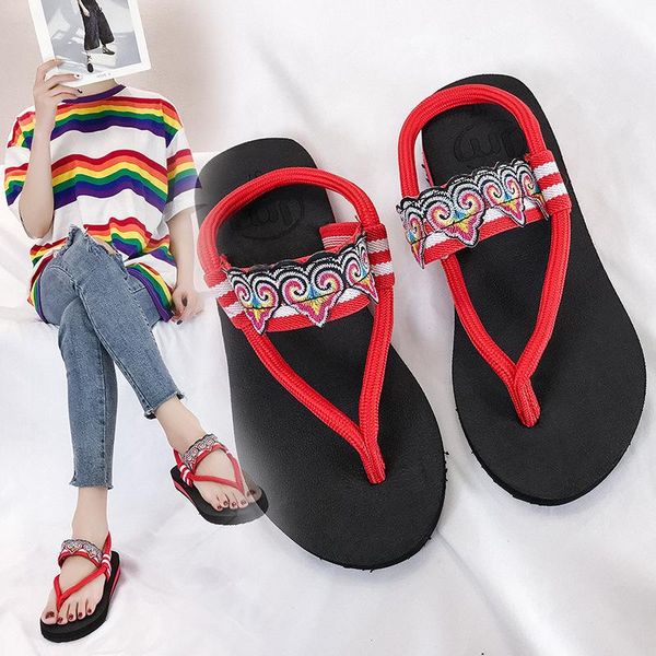 herringbone slippers with thick soles and sandals for women in summer, Black 
herringbone slippers with thick soles and sandals for women in summer, Black