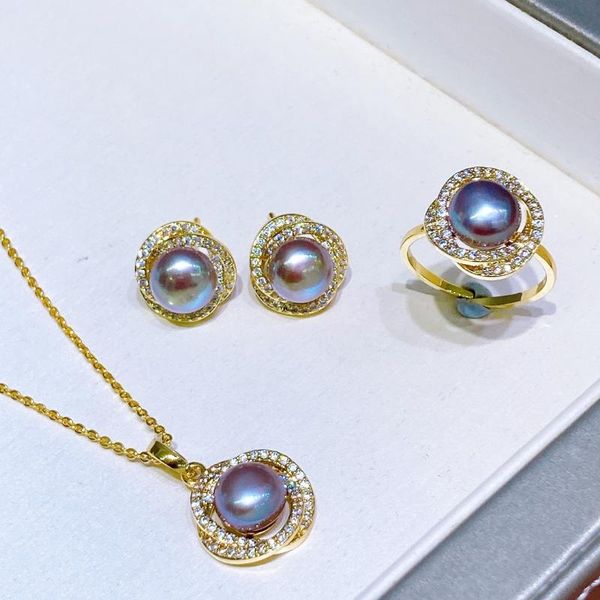 earrings & necklace 3pieces jewelry set with classic purple color natural freshwater pearl, Silver
earrings & necklace 3pieces jewelry set with classic purple color natural freshwater pearl, Silver