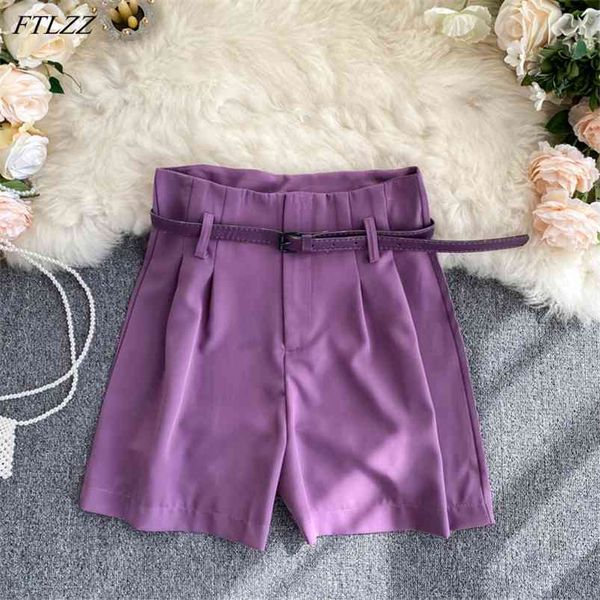 spring summer women shorts with belt casual female high waist wide leg loose black white solid color 210430, White;black
spring summer women shorts with belt casual female high waist wide leg loose black white solid color 210430, White;black