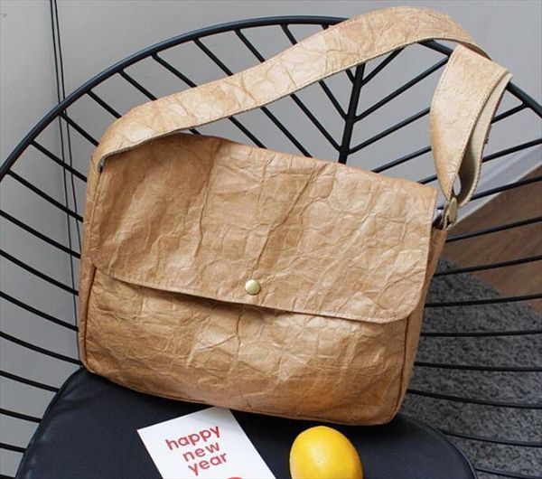 2020 korean version of the postman shoulder fashion old washed satin messenger bag simple kraft paper wrinkled handbag
2020 korean version of the postman shoulder fashion old washed satin messenger bag simple kraft paper wrinkled handbag