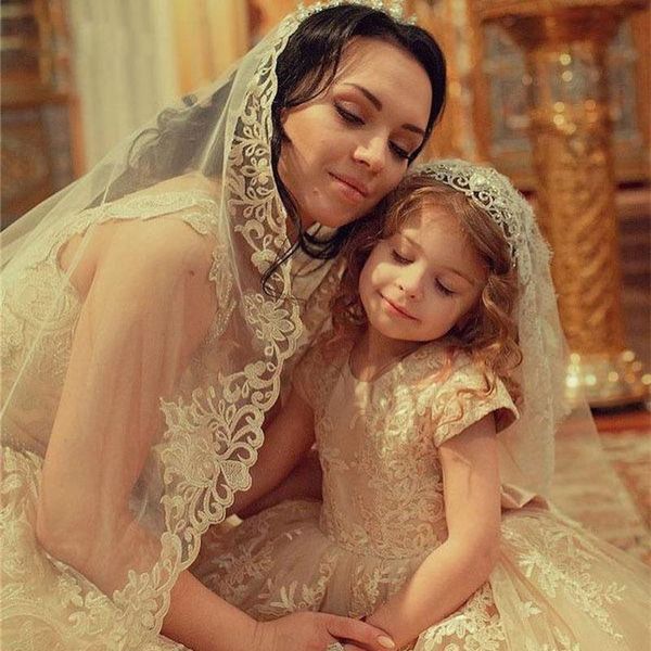 girl's dresses princess ball gown flower girls for weddings lace appliqued cap sleeve little kids first communion dress arrival, Red;yellow
girl's dresses princess ball gown flower girls for weddings lace appliqued cap sleeve little kids first communion dress arrival, Red;yellow