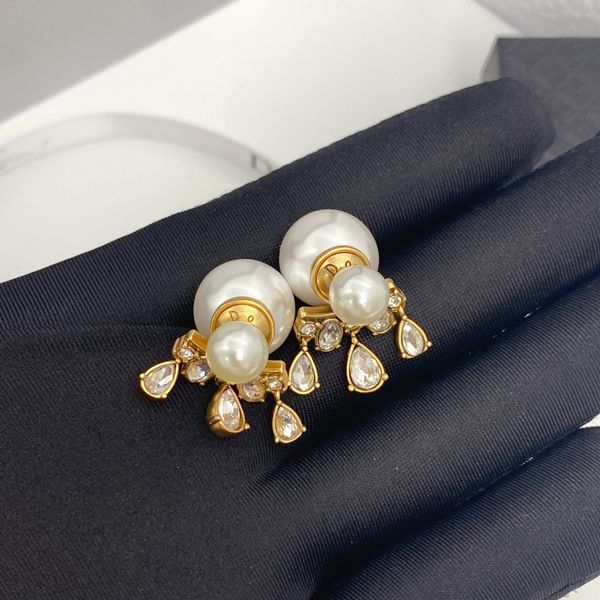 75%off outlet online925 silver needle pearl wheat ear stud female family tassel pear shaped earrings back hanging earrings
75%off outlet online925 silver needle pearl wheat ear stud female family tassel pear shaped earrings back hanging earrings