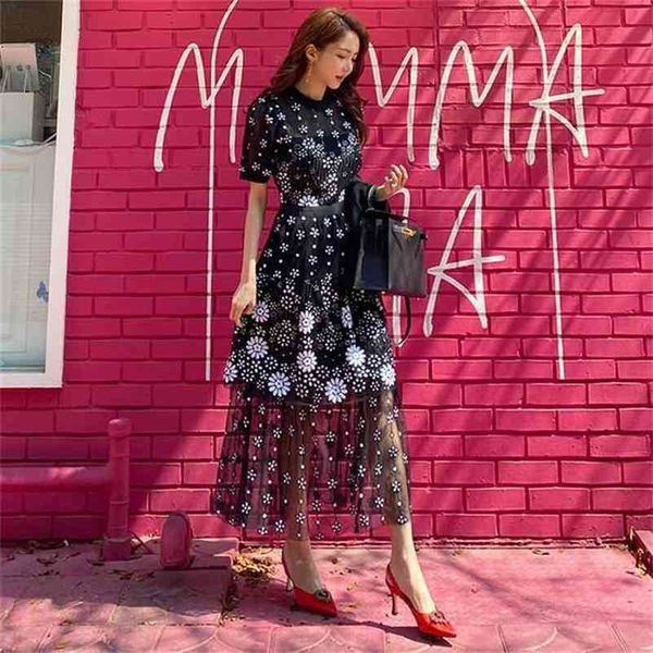 self portrait perspective mesh floral embroidery dress arrive black short sleeve vintage 210603, Black;gray
self portrait perspective mesh floral embroidery dress arrive black short sleeve vintage 210603, Black;gray