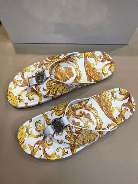 luxury men's clip foot beach slippers 2021 leather espadrilles slides flat heel designer fashion non slip large size 39-46, Black
luxury men's clip foot beach slippers 2021 leather espadrilles slides flat heel designer fashion non slip large size 39-46, Black