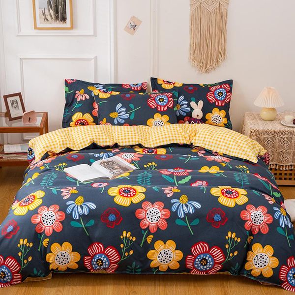 smooth & soft microfiber 4 pieces bedding set 1 duvet cover ,2 pillow shams bed sheet ,king ,twin ,full size sets
smooth & soft microfiber 4 pieces bedding set 1 duvet cover ,2 pillow shams bed sheet ,king ,twin ,full size sets