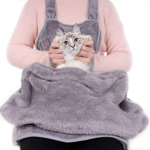 pet carrying go out roll cat bag sleep with chest apron prevent from sticking to fur cat's clothes
pet carrying go out roll cat bag sleep with chest apron prevent from sticking to fur cat's clothes
