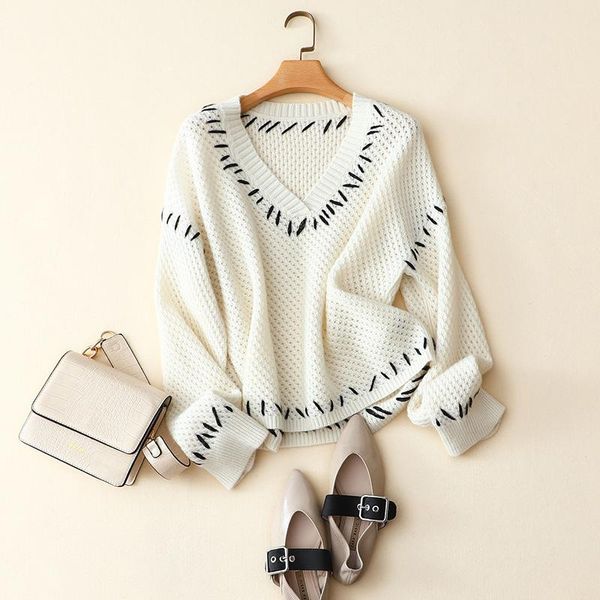 women's sweaters designer women sweater 2022 cashmere england style v-neck solid loose fashion pullover knit, White;black
women's sweaters designer women sweater 2022 cashmere england style v-neck solid loose fashion pullover knit, White;black