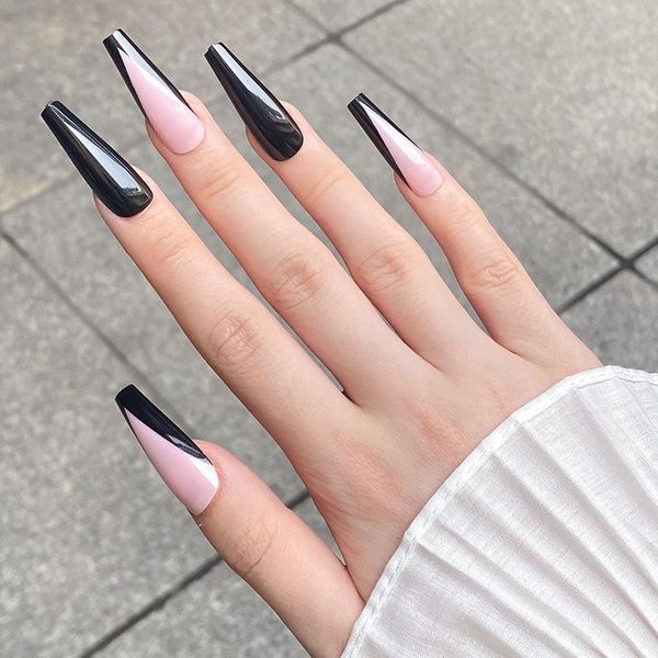 false nails black and pink patchwork extra long ballet coffin fingernails presson fake jp2050-b3, Red;gold
false nails black and pink patchwork extra long ballet coffin fingernails presson fake jp2050-b3, Red;gold