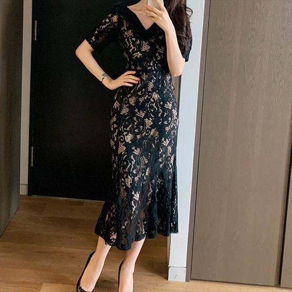 korean style elegant temperament women dresses v neck slim mid length lace bag hip fishtail dress, Black;gray
korean style elegant temperament women dresses v neck slim mid length lace bag hip fishtail dress, Black;gray