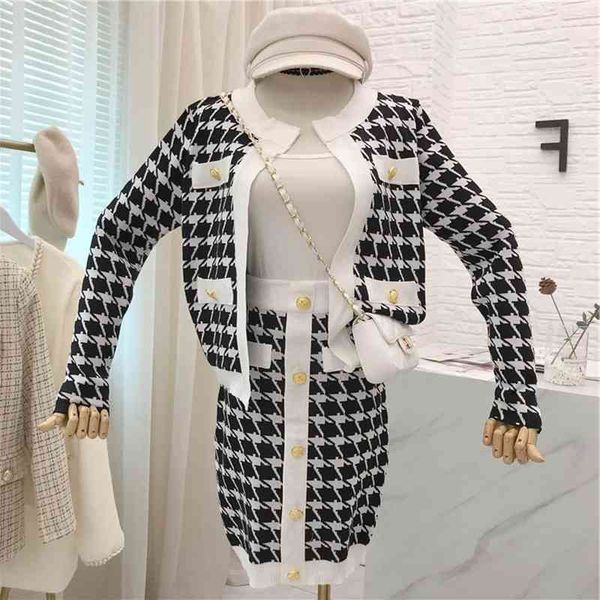 skirts small fragrance vintage houndstooth knitted jacket cardigan coat+bodycon skirt suit autumn winter office lady runway 2 piece set, Black
skirts small fragrance vintage houndstooth knitted jacket cardigan coat+bodycon skirt suit autumn winter office lady runway 2 piece set, Black
