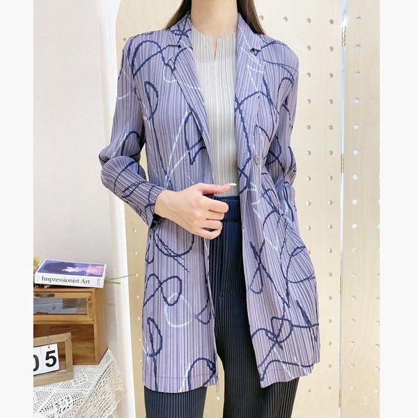 women's suits & blazers changpleat 2021 print small suit jacket miyak fold french high-elastic v-neck leisure long section buckle, White;black
women's suits & blazers changpleat 2021 print small suit jacket miyak fold french high-elastic v-neck leisure long section buckle, White;black