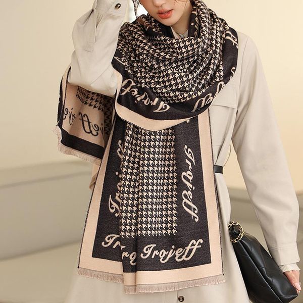 scarves design print women cashmere scarf winter warm pashmina shawls wraps 2021 thick blanket lady echarpe stoles bufanda, Blue;gray
scarves design print women cashmere scarf winter warm pashmina shawls wraps 2021 thick blanket lady echarpe stoles bufanda, Blue;gray