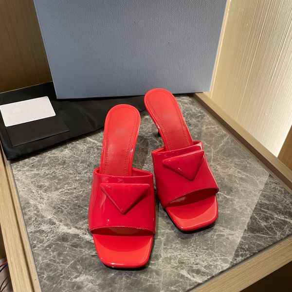 popular spool heels beauty lady slippers design luxury fashion sandals red jelly film-coated side leather summer party full field focus hall, Black
popular spool heels beauty lady slippers design luxury fashion sandals red jelly film-coated side leather summer party full field focus hall, Black