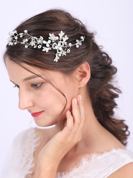 Chic Flower Crystal Pearls Silver Rose Gold Headwear Wedding Ornaments Beauty soft Bride Accessories for women
Chic Flower Crystal Pearls Silver Rose Gold Headwear Wedding Ornaments Beauty soft Bride Accessories for women