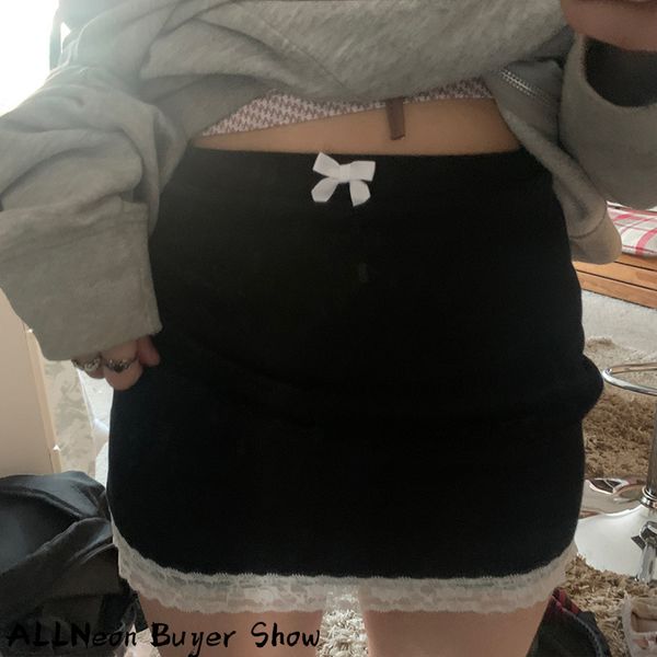 e-girl sweet bow lace allneon trim black skirts y2k aesthetics solid high waist bodycon short skirt clubwear 90s vintage bottoms
e-girl sweet bow lace allneon trim black skirts y2k aesthetics solid high waist bodycon short skirt clubwear 90s vintage bottoms