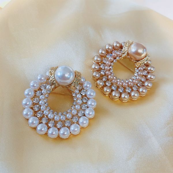 factory wholesale fashionable and creative new pearl brooch with rhinestone ring elegant scarf button brooch suit shawl pin accessories hea/
factory wholesale fashionable and creative new pearl brooch with rhinestone ring elegant scarf button brooch suit shawl pin accessories hea/