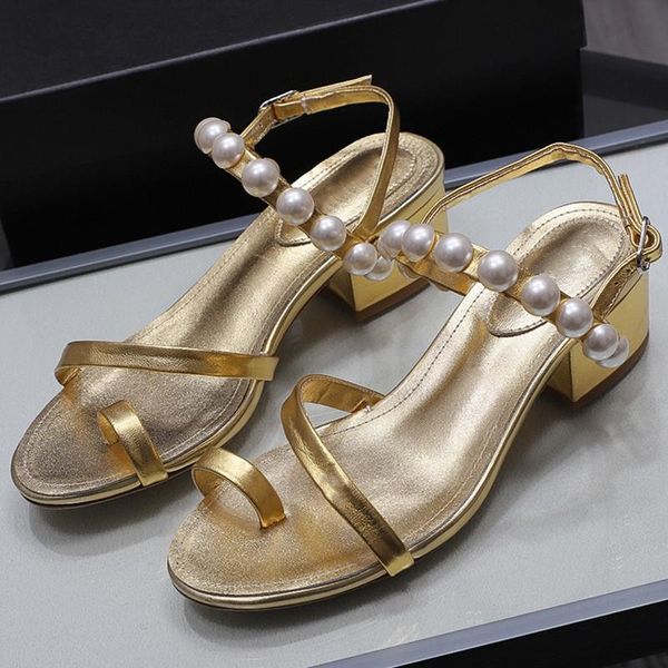 sandals pearl woman shoes exquisite flip flops solid buckle strap square heels fashion casual women 2021, Black
sandals pearl woman shoes exquisite flip flops solid buckle strap square heels fashion casual women 2021, Black