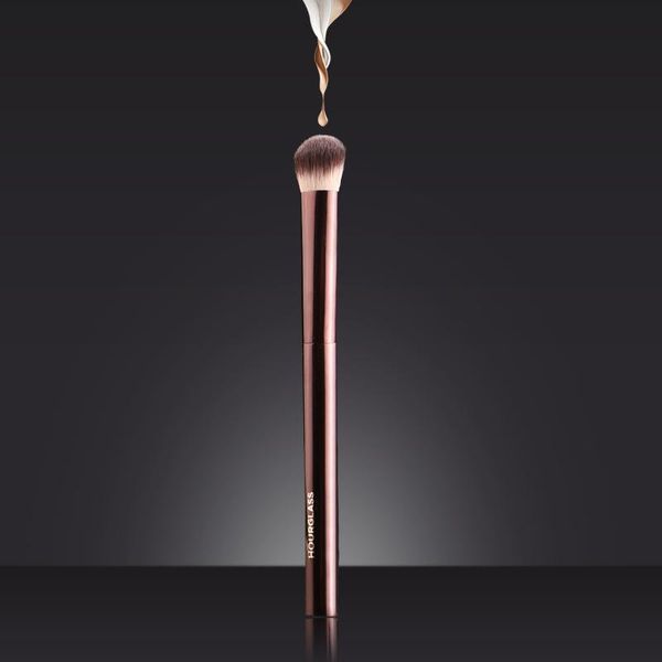 makeup brushes hourglass foundation concealer synthetic hair sluminum tube beauty cosmetic tool
makeup brushes hourglass foundation concealer synthetic hair sluminum tube beauty cosmetic tool