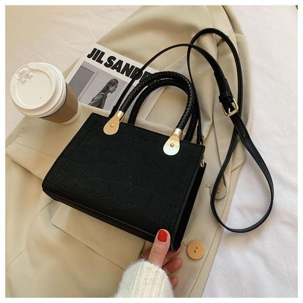 evening bags cross-body bag autumn winter classic literary single-shoulder minority design versatile female handbags for women
evening bags cross-body bag autumn winter classic literary single-shoulder minority design versatile female handbags for women