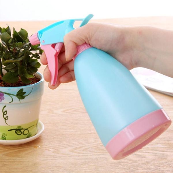 watering equipments candy-color hand-pressure spray bottle can water pot high quality
watering equipments candy-color hand-pressure spray bottle can water pot high quality