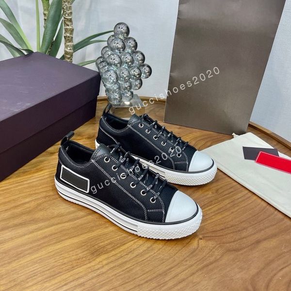 2022 high low cut oblique bee men women luxurys shoes fashion pairs technical leather outdoor platform designers classic sneakers size35-45, Black;red
2022 high low cut oblique bee men women luxurys shoes fashion pairs technical leather outdoor platform designers classic sneakers size35-45, Black;red