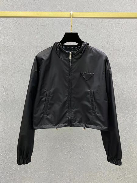 women jackets outwears coats long sleeves hooded with letters budge slim jacket for lady short style black and white coat, Black;brown
women jackets outwears coats long sleeves hooded with letters budge slim jacket for lady short style black and white coat, Black;brown