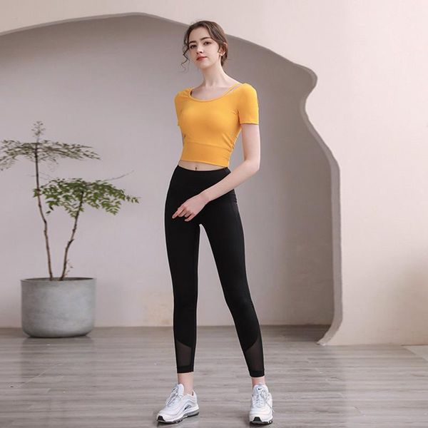 men's tracksuits 2pcs yoga set spring and summer professional sports fitness suit women with paded running top, Gray
men's tracksuits 2pcs yoga set spring and summer professional sports fitness suit women with paded running top, Gray