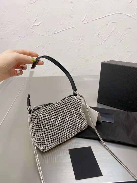 2021 women's fashion bucket bag genuine leather shoulder bag classic design crossbody bags lady handbags more colors g7, Black
2021 women's fashion bucket bag genuine leather shoulder bag classic design crossbody bags lady handbags more colors g7, Black