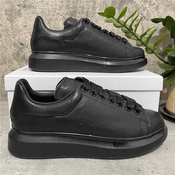 2022 mens womens casual shoes lace up flat comfort pretty trainers daily lifestyle luxury with box size eur 35-45 sneakers, Black
2022 mens womens casual shoes lace up flat comfort pretty trainers daily lifestyle luxury with box size eur 35-45 sneakers, Black