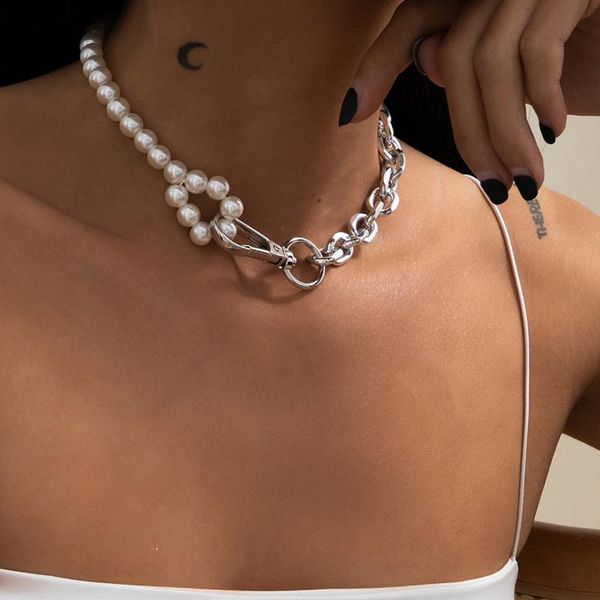 pendant necklaces asymmetrical imitation pearl alloy gold metal keychain vintage choker necklace for women, Silver
pendant necklaces asymmetrical imitation pearl alloy gold metal keychain vintage choker necklace for women, Silver