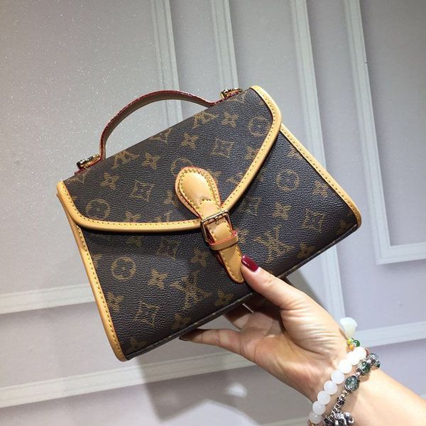 louis vutton bagnet red women's spring summer 2020 new trend korean chain one shoulder versatile atmosphere messenger bagandd1y_top
louis vutton bagnet red women's spring summer 2020 new trend korean chain one shoulder versatile atmosphere messenger bagandd1y_top