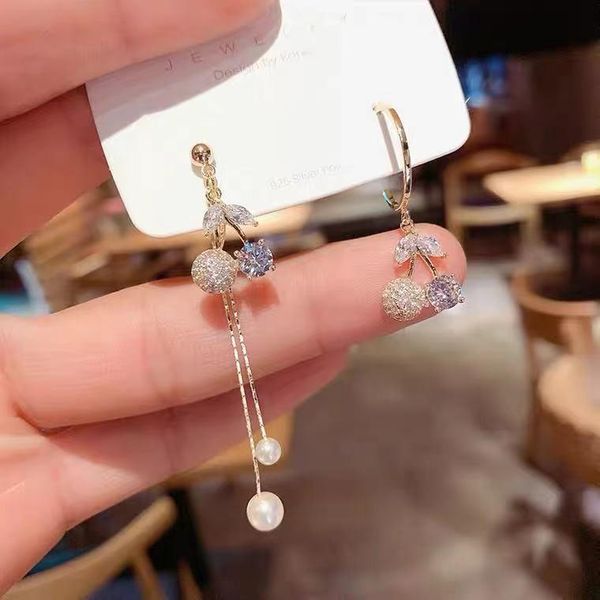dangle & chandelier asymmetrical cherry pendant earrings are stylish and elegant high-end personality fashion stud 2021 trend women jewelry, Silver 
dangle & chandelier asymmetrical cherry pendant earrings are stylish and elegant high-end personality fashion stud 2021 trend women jewelry, Silver