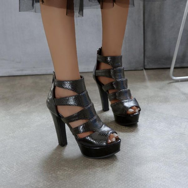 dress shoes 2021 11.5cm platform high heels sandals summer ankle strap open toe gladiator party women size 43, Black
dress shoes 2021 11.5cm platform high heels sandals summer ankle strap open toe gladiator party women size 43, Black