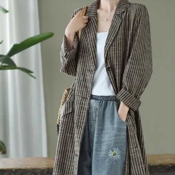 women's trench coats 2021autumn retro striped cotton and linen suit collar jacket loose long windbreaker sleeve cardigan women shirt, Tan;black
women's trench coats 2021autumn retro striped cotton and linen suit collar jacket loose long windbreaker sleeve cardigan women shirt, Tan;black