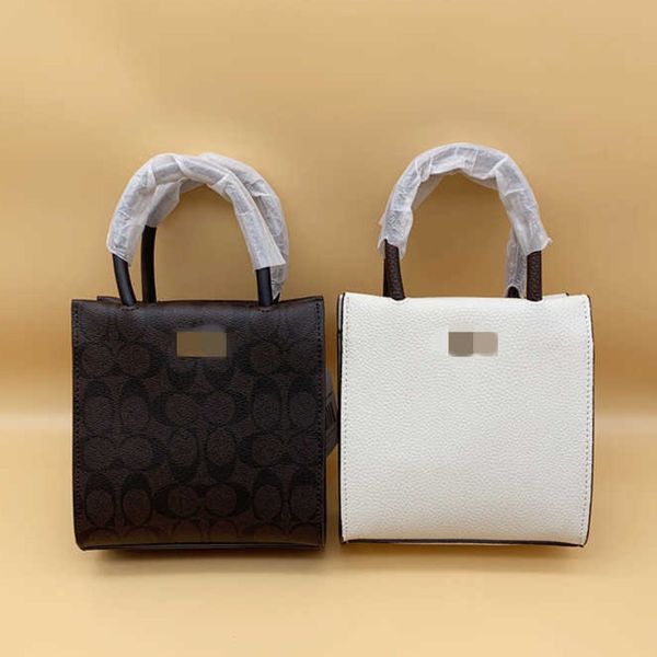 zhouzhoubao123 crossbody designer handbags bag handbag flower summer single shoulder old kuoj women luxurys designers bags 2021 purse wallet, Black;red
zhouzhoubao123 crossbody designer handbags bag handbag flower summer single shoulder old kuoj women luxurys designers bags 2021 purse wallet, Black;red