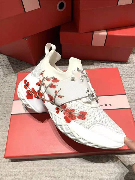 supply a full range of famous brand sports shoes. the classic appearance pattern has an unparalleled high standard. worth collecting by luxu
supply a full range of famous brand sports shoes. the classic appearance pattern has an unparalleled high standard. worth collecting by luxu