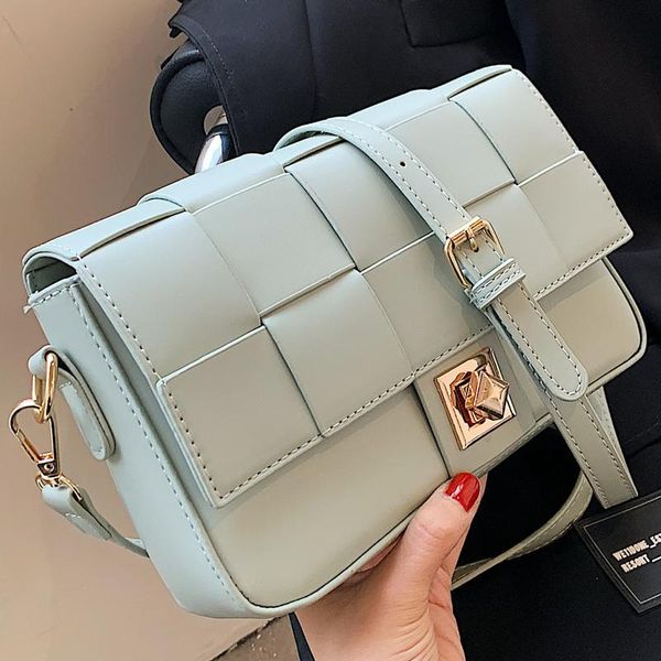 cross body stylish weave shoulder bags for women 2021 summer woven flap baguette handbags designer small crossbody female
cross body stylish weave shoulder bags for women 2021 summer woven flap baguette handbags designer small crossbody female