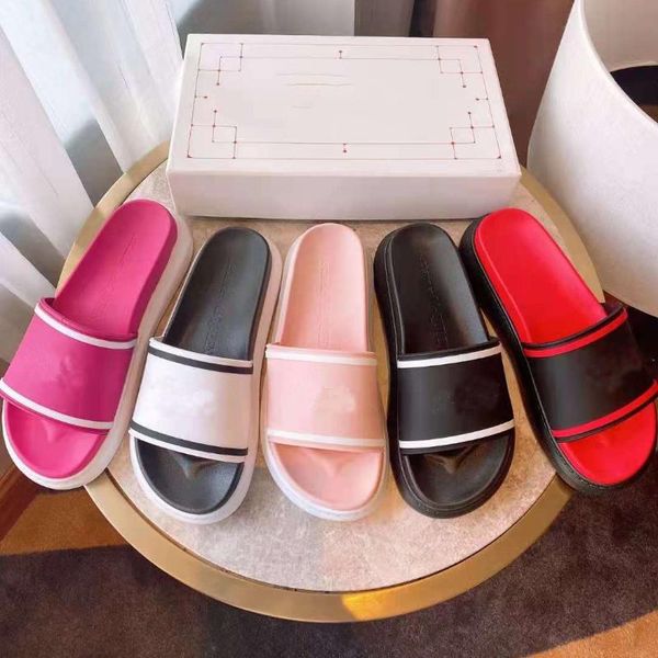slippers vallu launches styles in the summer of 2021, perfect color matching, beach vacation, thick bottom and heightened women's sli, Black
slippers vallu launches styles in the summer of 2021, perfect color matching, beach vacation, thick bottom and heightened women's sli, Black
