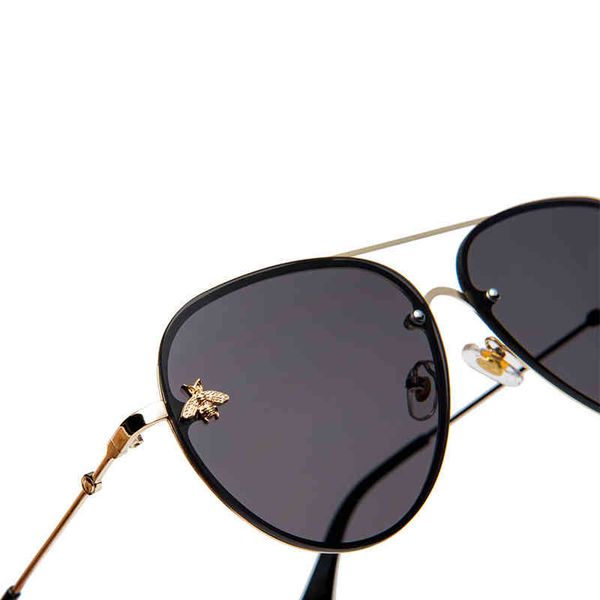 alikiai luxury bee pilot sunglasses women fashion shades metal frame vintage brand glasses men designer male female uv4oo, White;black
alikiai luxury bee pilot sunglasses women fashion shades metal frame vintage brand glasses men designer male female uv4oo, White;black