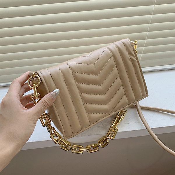 evening bags vintage pu leather crossbody bag for women 2021 brand chain designer handbags diamond grain women's trend hand black
evening bags vintage pu leather crossbody bag for women 2021 brand chain designer handbags diamond grain women's trend hand black