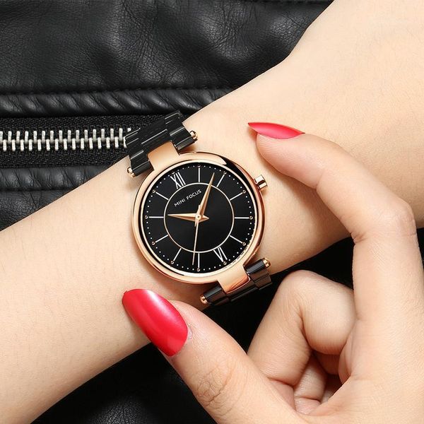 women luxury watch famous brands black gold fashion design bracelet watches ladies wrist relogio femininos 2021 wristwatches, Slivery;brown
women luxury watch famous brands black gold fashion design bracelet watches ladies wrist relogio femininos 2021 wristwatches, Slivery;brown
