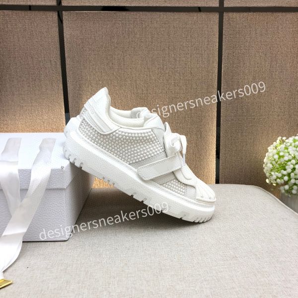 quality espadrille men brand designer shoes women multicolor reflective leather trainers thick sole platform oversized sneaker ln210201, Black
quality espadrille men brand designer shoes women multicolor reflective leather trainers thick sole platform oversized sneaker ln210201, Black